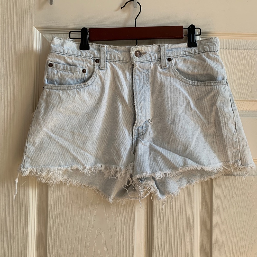 Vintage Cutoff Levi Shorts 550 33/34